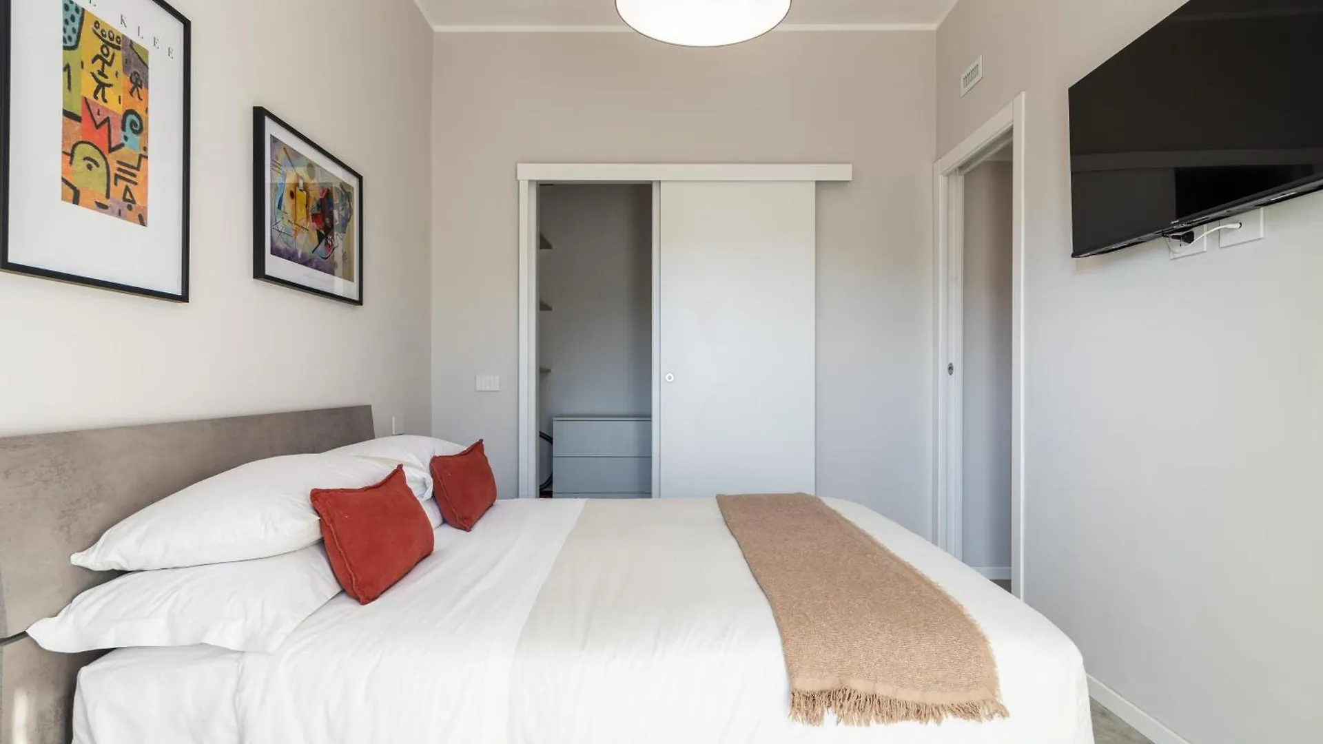 Umbria Flexyrent Apartment A.C. ميلان